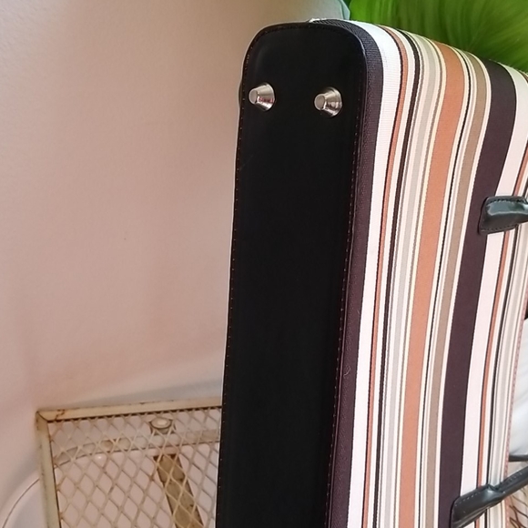 Kate Spade Handbag - Picture 6 of 7